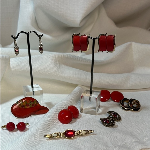 Vintage Red bundle of 9 - Picture 2 of 8